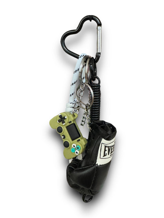 Charms Guantoni