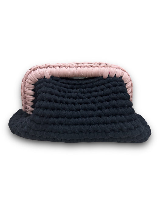 Cluch black